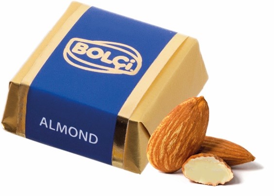 Picture of ALMOND GIAND.FILL.MILK CHOC.EXCLUSIVE CUBE (NAVY BLUE) 2,5Kg