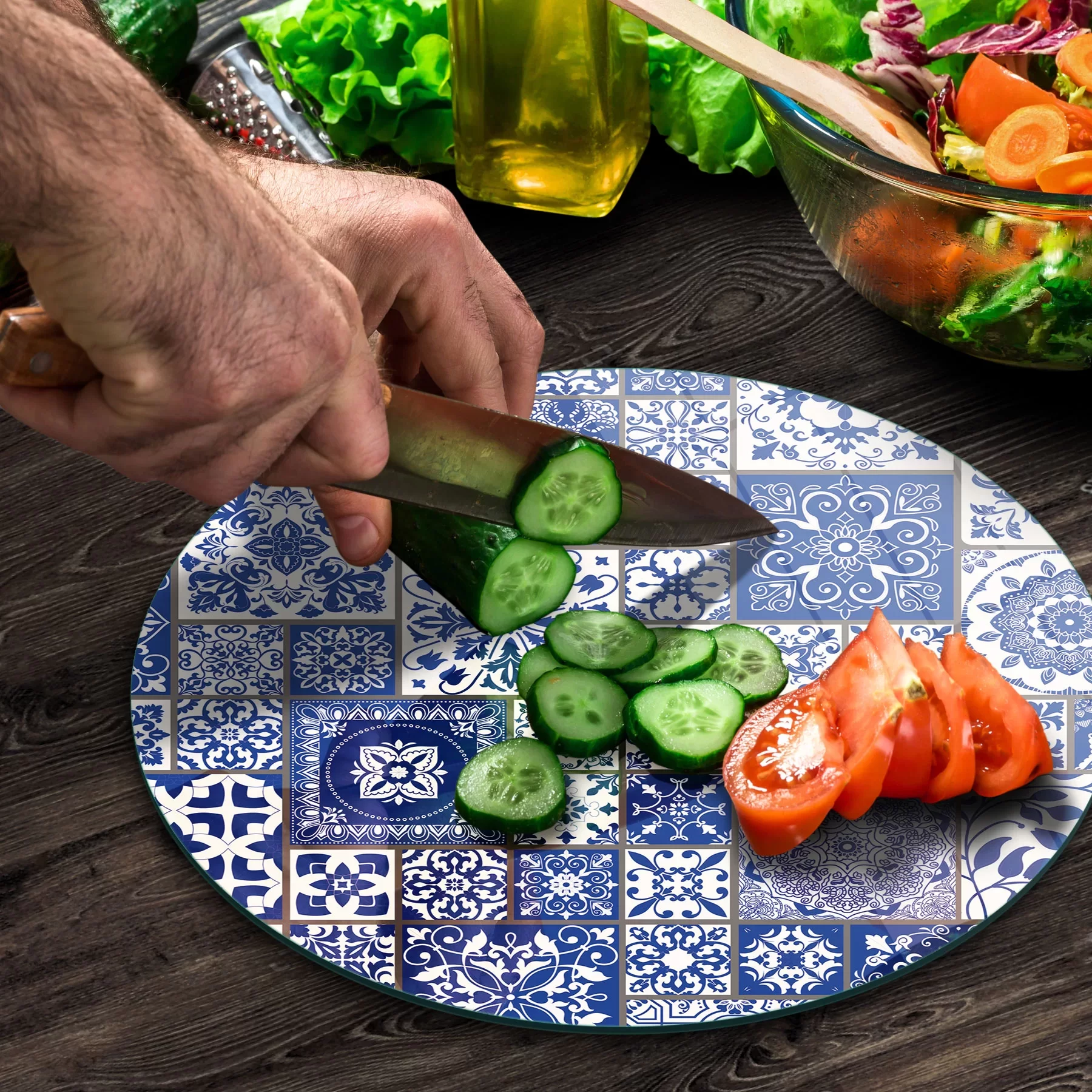 Picture of Decovetro Cam Kesme Tahtası ve Sunumluk Yuvarlak Mavi Çini Motif Desenli 30x30 Cm