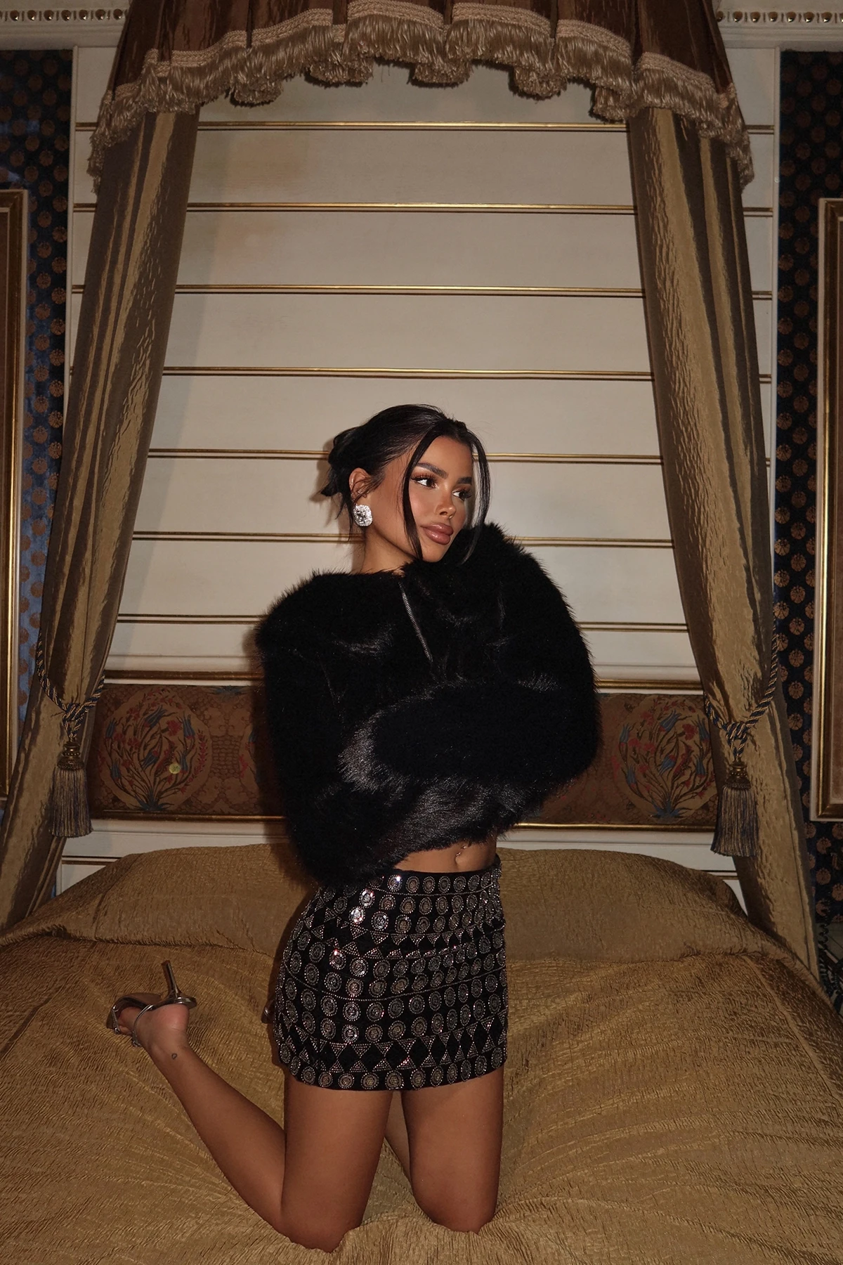 Picture of Black Fausta Fur