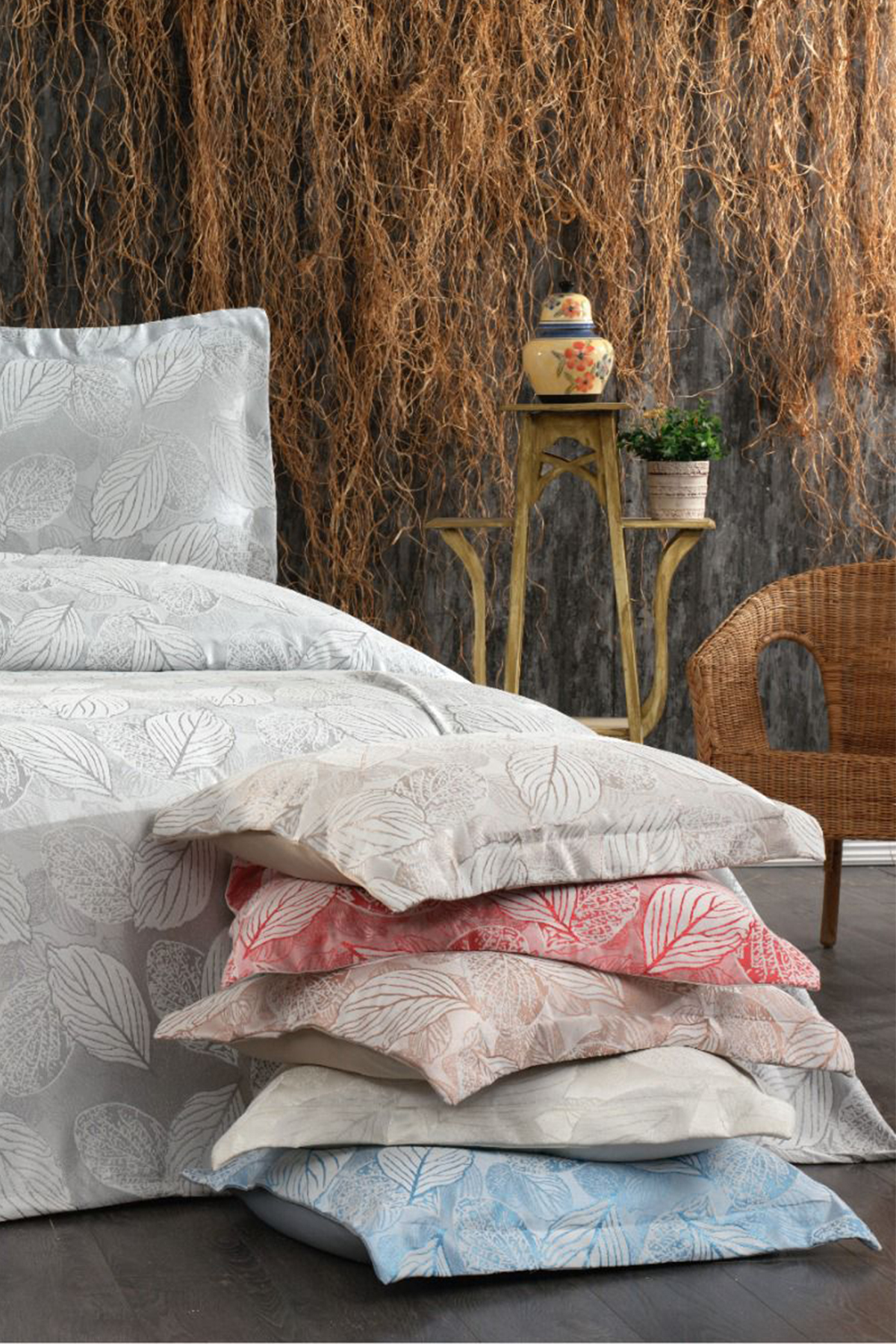 Picture of Çeyiz Diyarı Yaprak Çift Kişilik Yatak Örtüsü Takımı