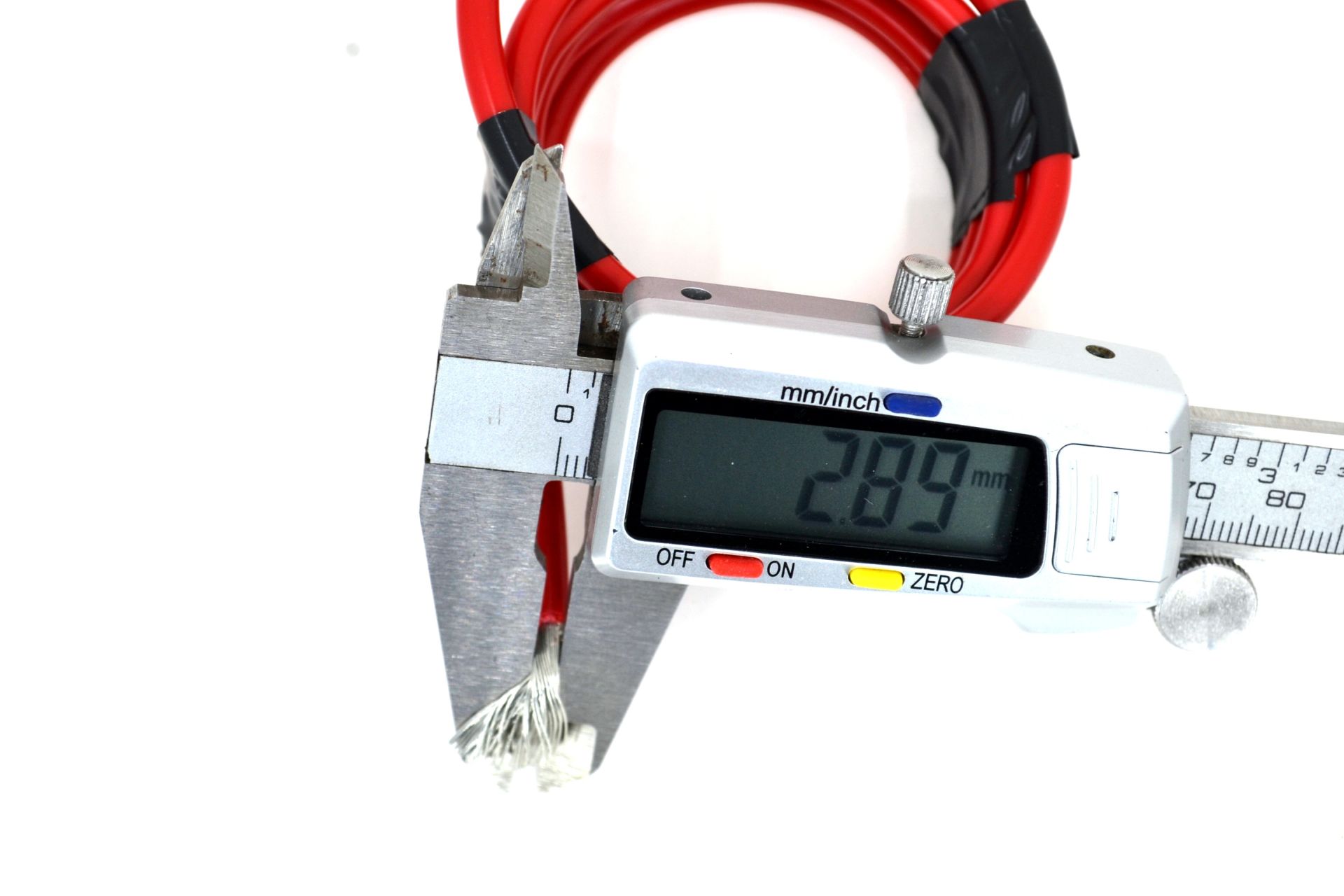 Picture of 50 Metre 6mm² Kırmızı Bakır Kablo Kalaylı Nyaf Tekne Oto Karavan Elektrik Tesisat Kablosu Top