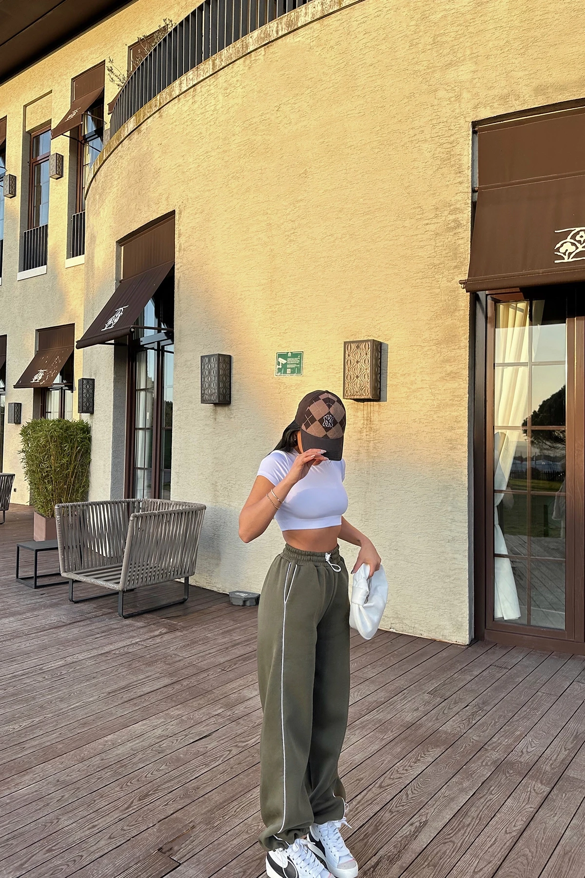 Picture of Khaki Basic Sweatpants