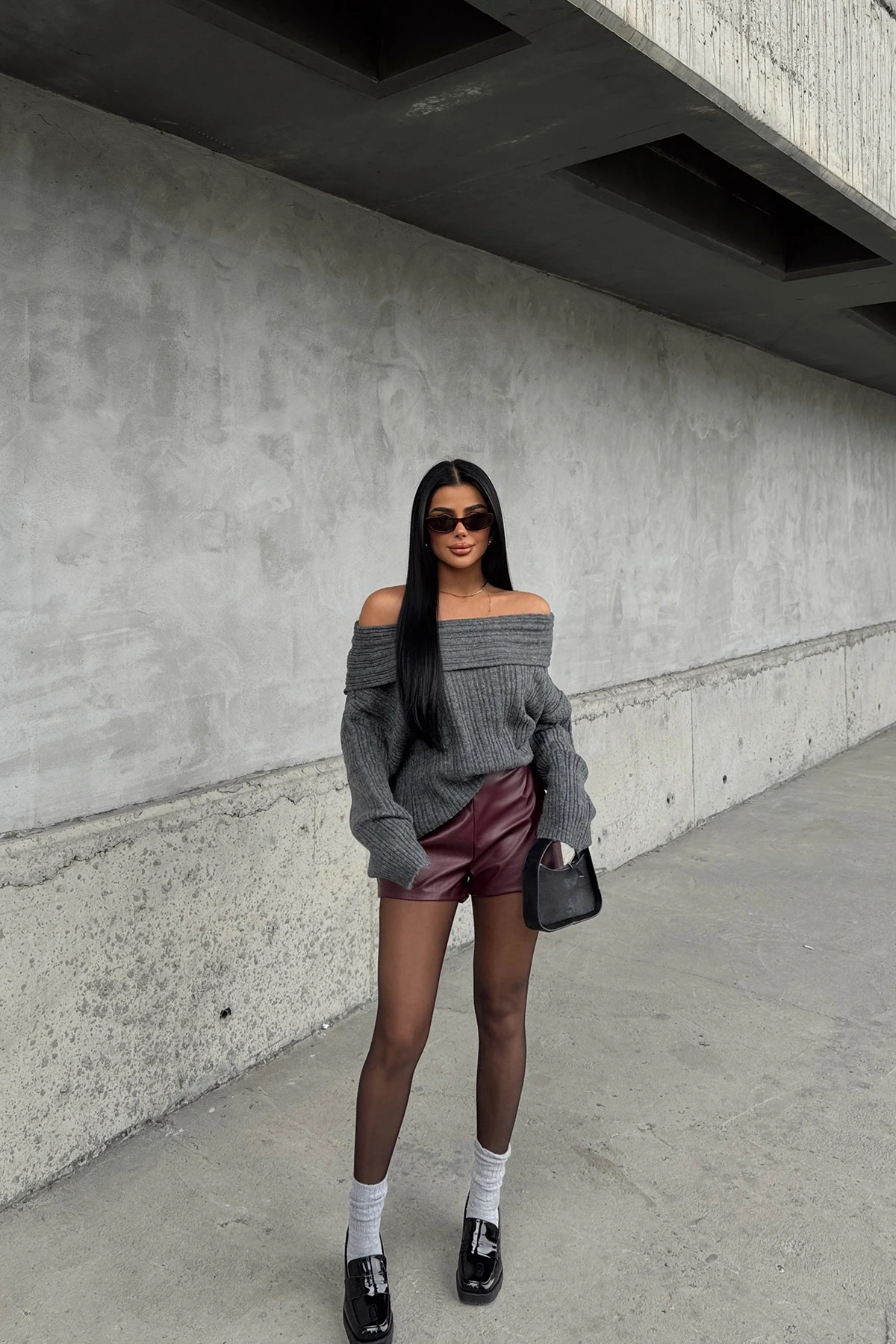 Picture of Claret Red Zipper Detail Shorts