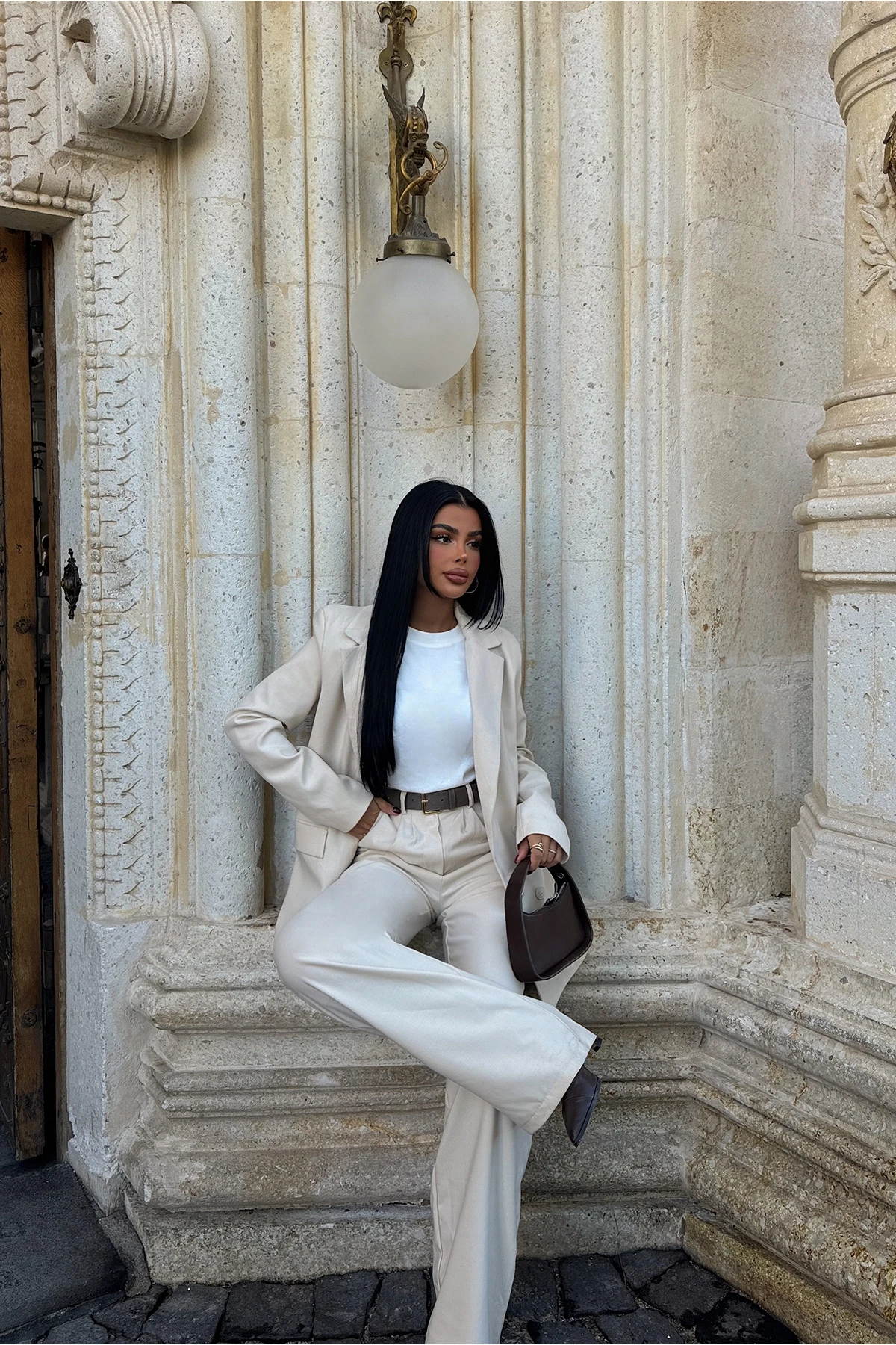 Picture of Cream Trousers Set