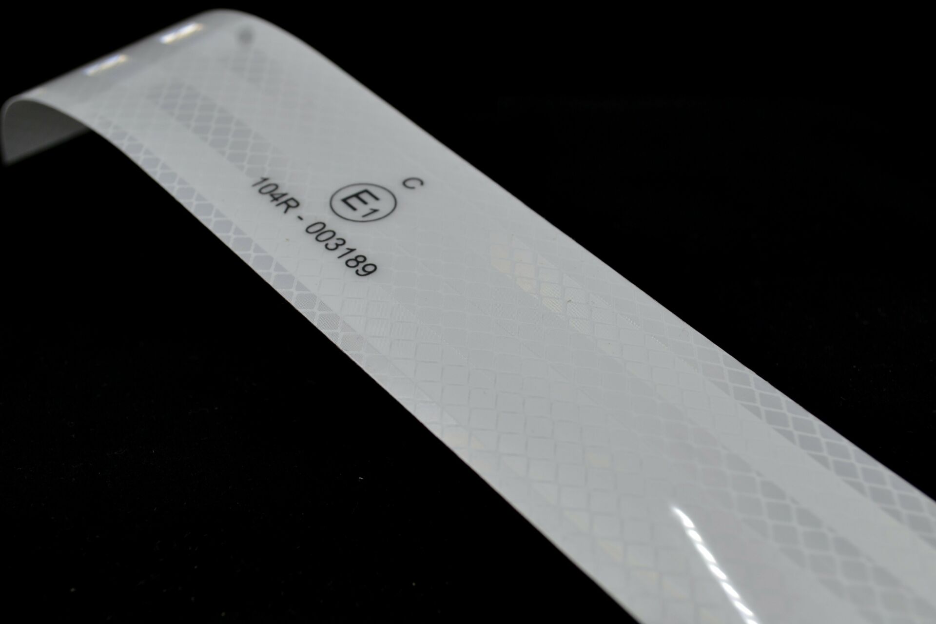 Picture of 45 Metre Beyaz Reflektif Şerit Bant Etiket Tır Kamyon Dorse