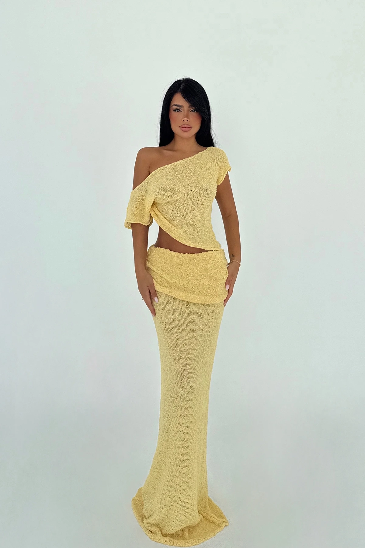 Picture of Yellow Skirt Suit