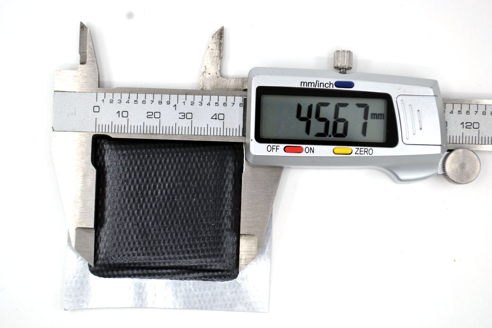 Picture of 50 Adet Kare Soğuk Lastik Yaması Siyah 4,5Cm