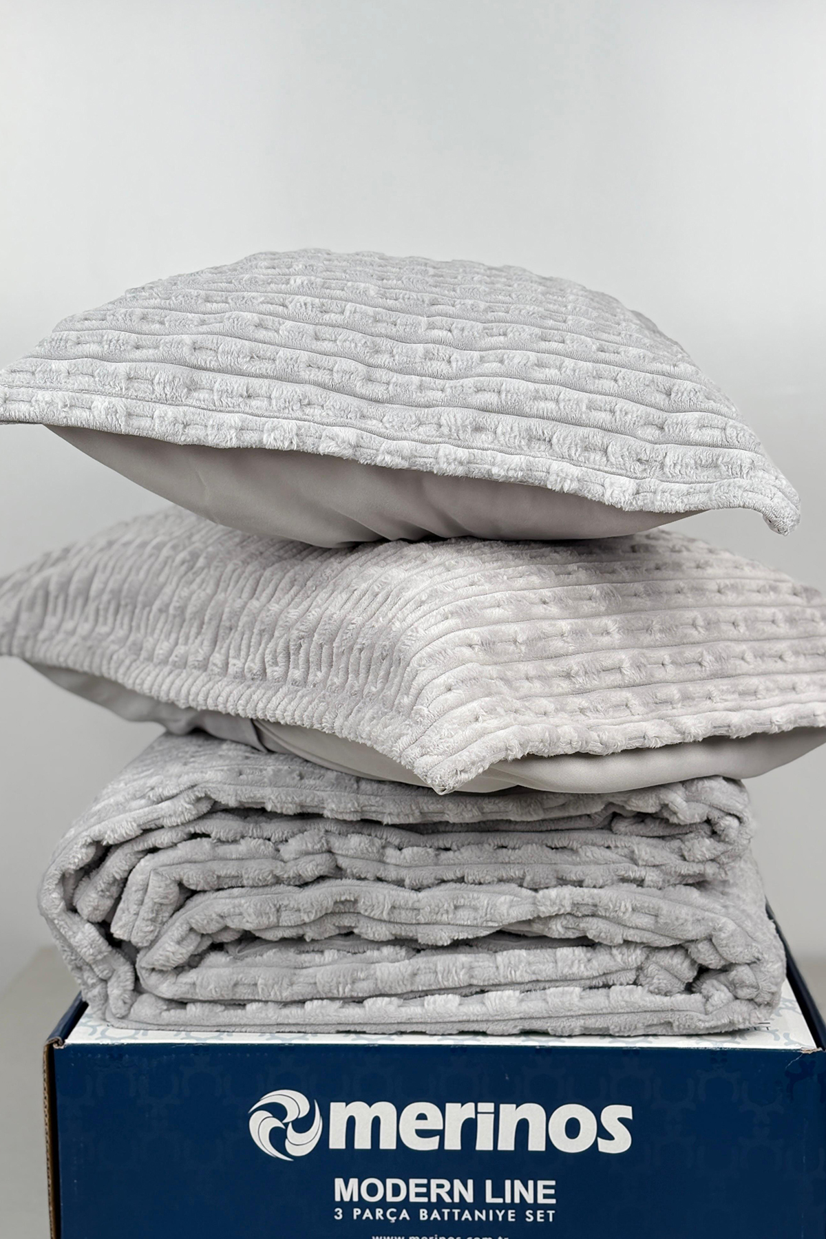 Picture of Merinos Twist Çift Kişilik Battaniye Seti Gri