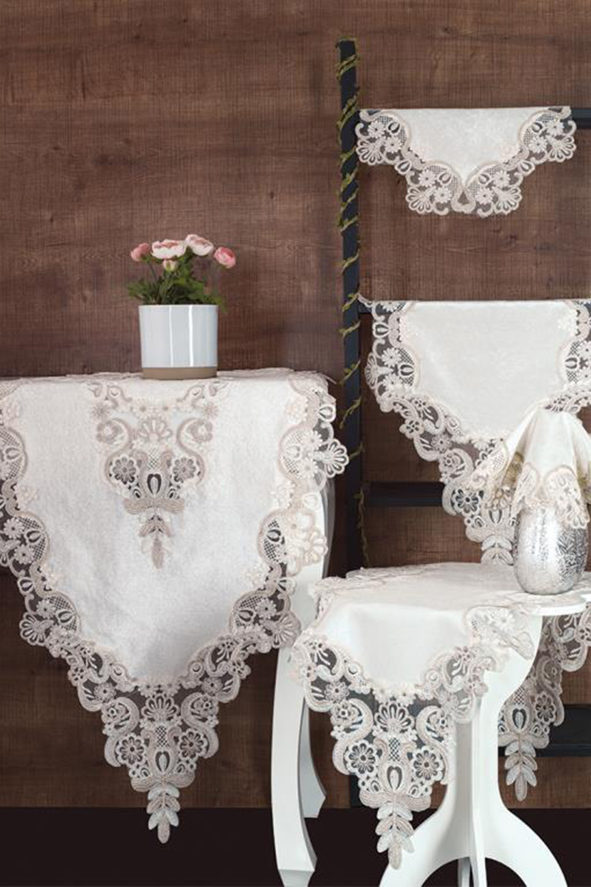 Picture of Neslihan Kadife Salon Takımı 5 Parça