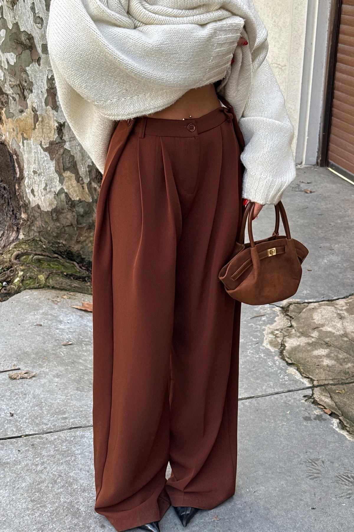 Picture of Brown High Waist Pants