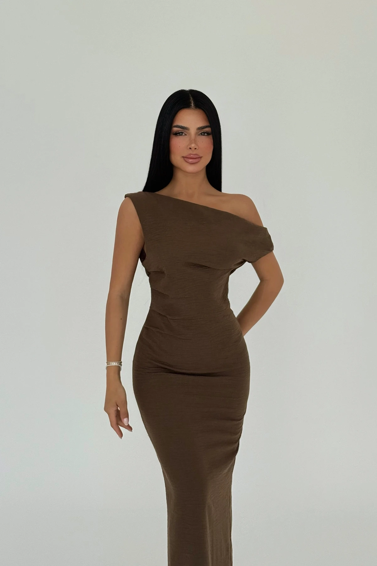 Picture of Brown Slit Detail Pleated Dress