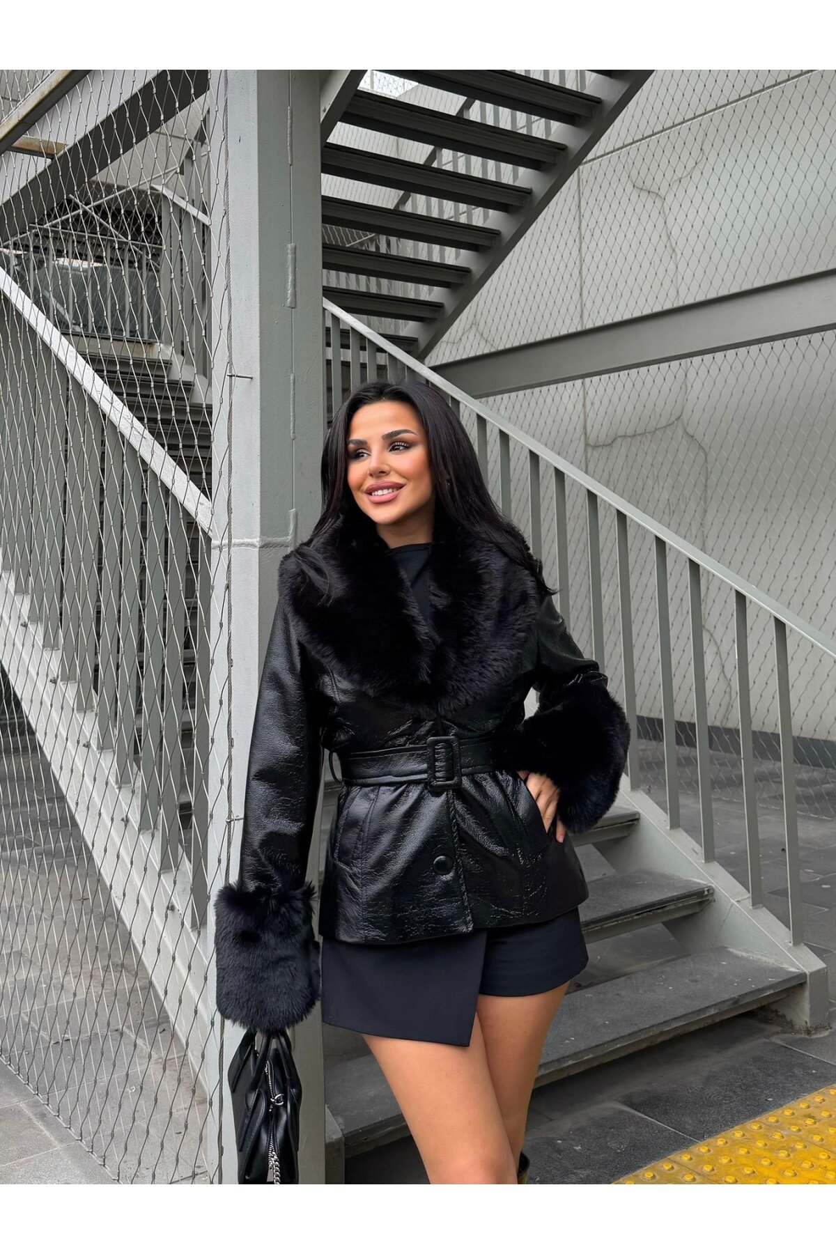 Picture of Kürk Detaylı Suni Deri Kaban