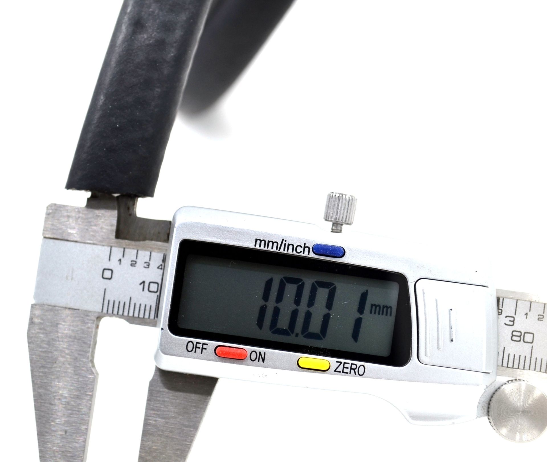 Picture of 10mm Takviyeli Akaryakıt Dizel Benzin Hortumu Siyah