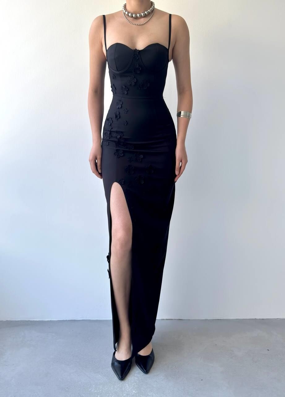 Picture of Stor Gül Detaylı Elbise