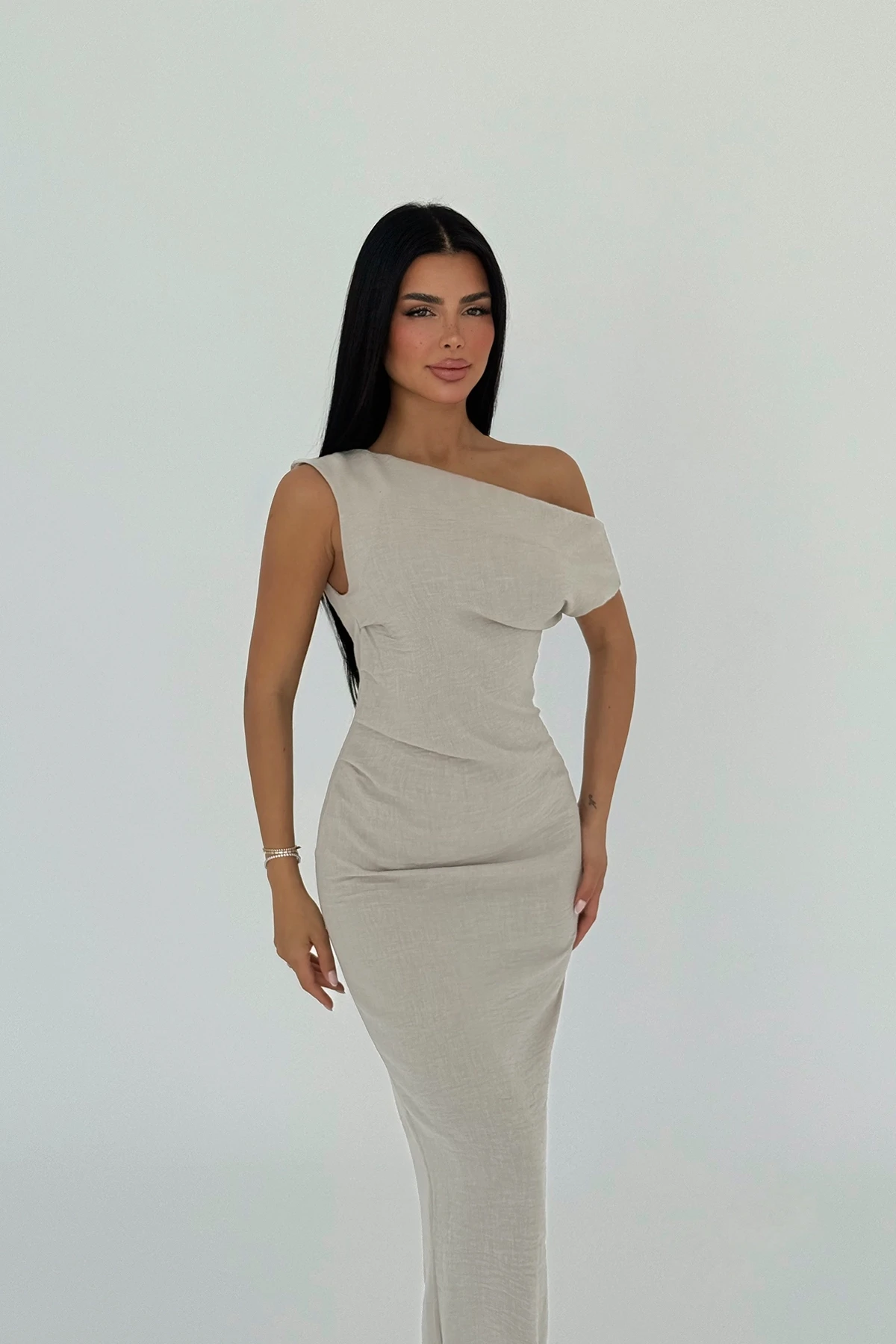 Picture of Beige Slit Detail Pleated Dress