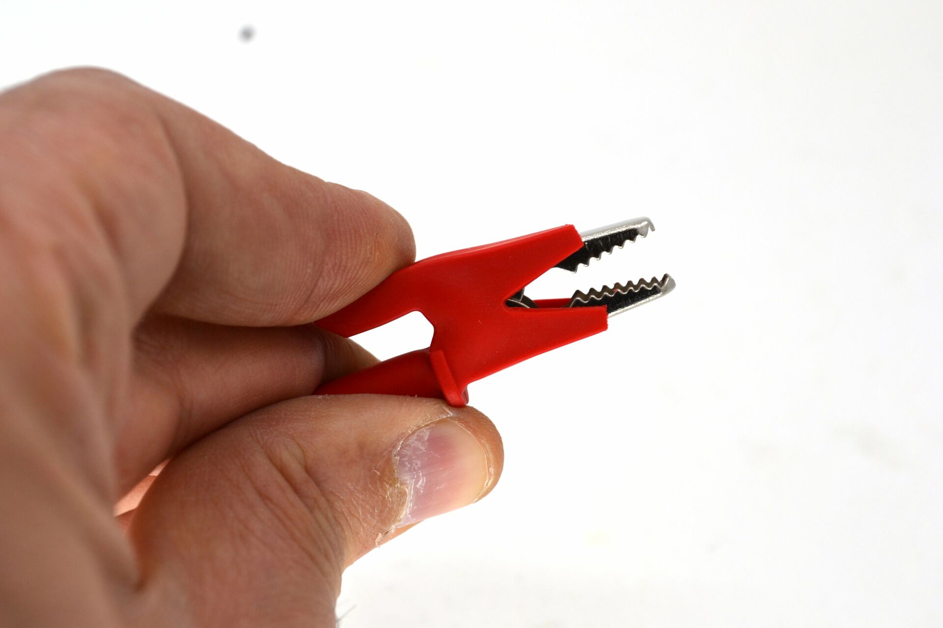 Picture of 4 Adet Pro Krokodil 4mm Banana Jak Girişli 2 Kırmızı 2 Siyah