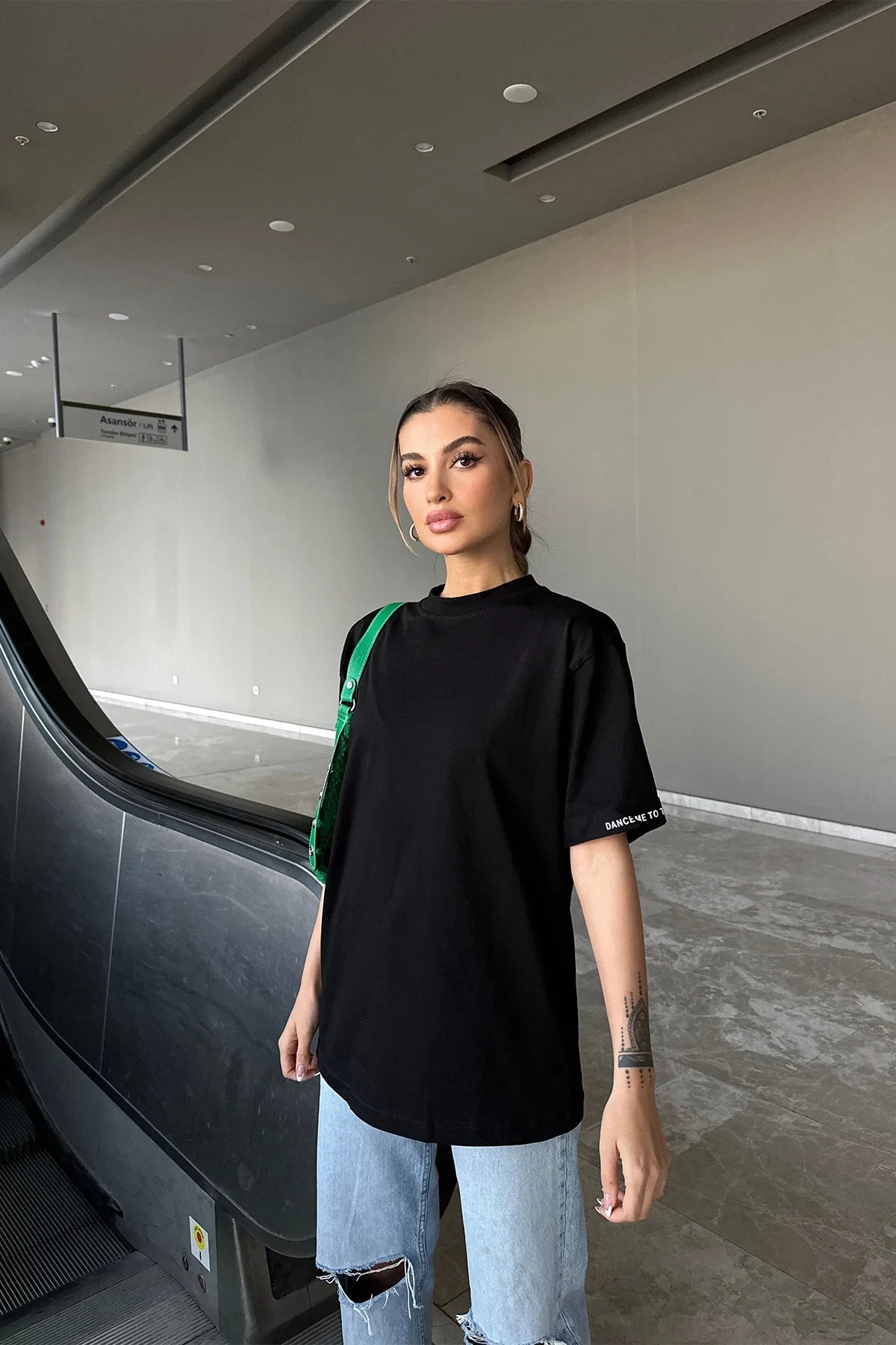 Picture of Black Arm Written Basic T-Shirt