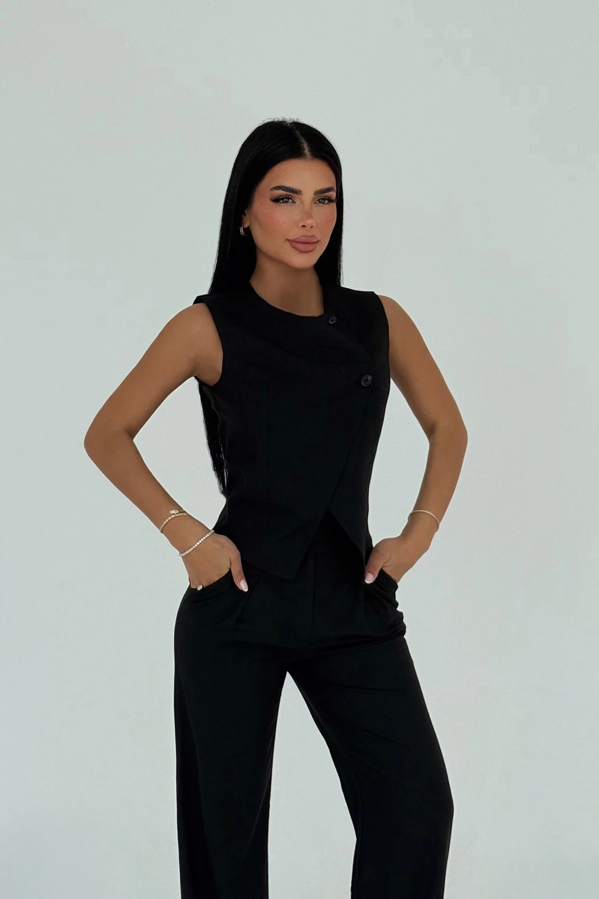 Picture of Black Marly Suit