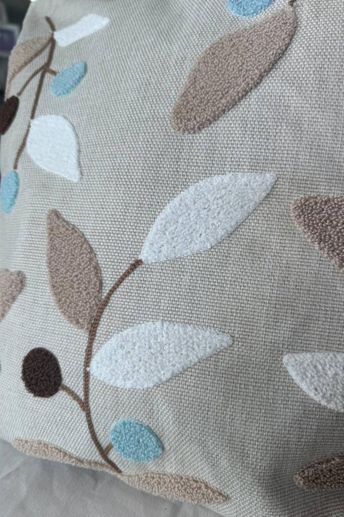 Picture of Dara 2li Punch Nakışlı Kırlent Kılıfı 45x45 Cm