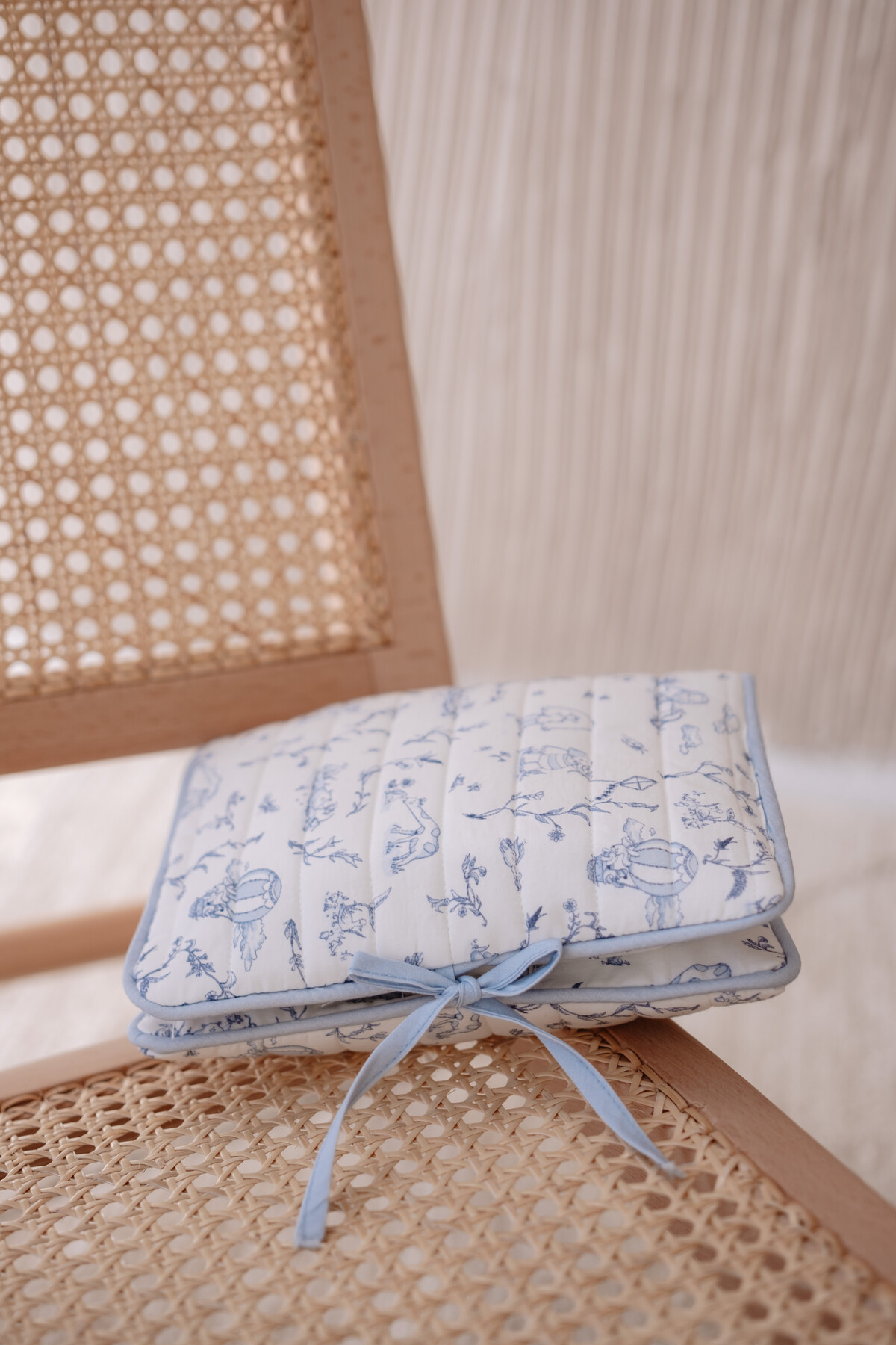 Picture of Islak Mendil & Bez Çantası - Toile De Jouy / Mavi