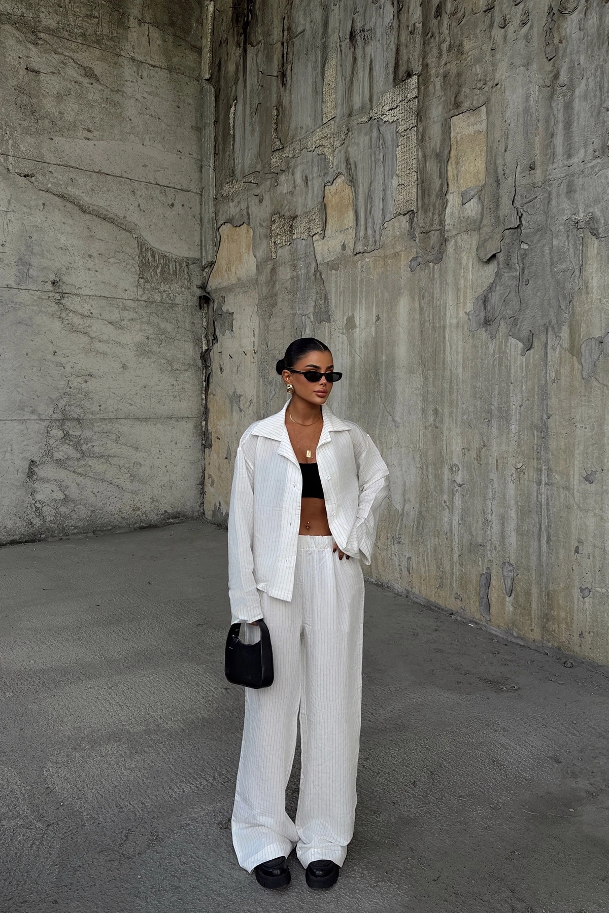 Picture of White Trouser Suit