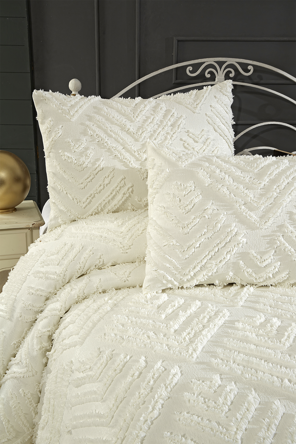 Picture of Çeyiz Diyarı Pine 3 Parça Çift Kişilik Pike Takımı Krem