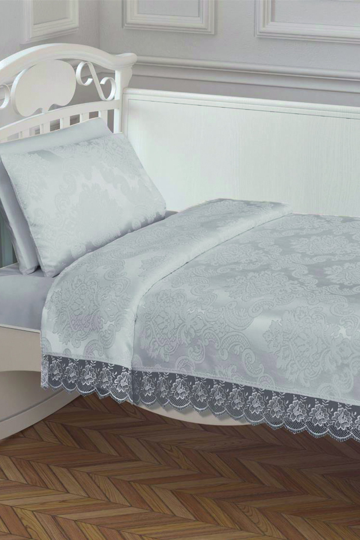 Picture of Çeyizdiyarı Fransız Güpürlü Bebek Pike Takımı Krem