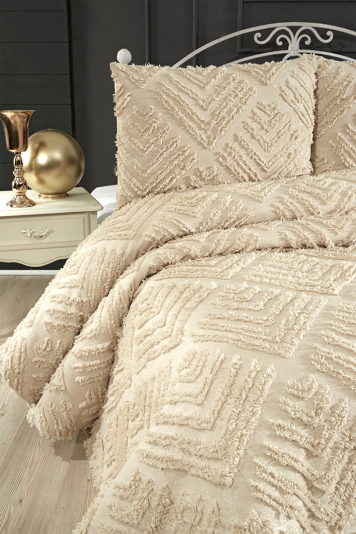 Picture of Çeyiz Diyarı Pine 3 Parça Çift Kişilik Pike Takımı Bej