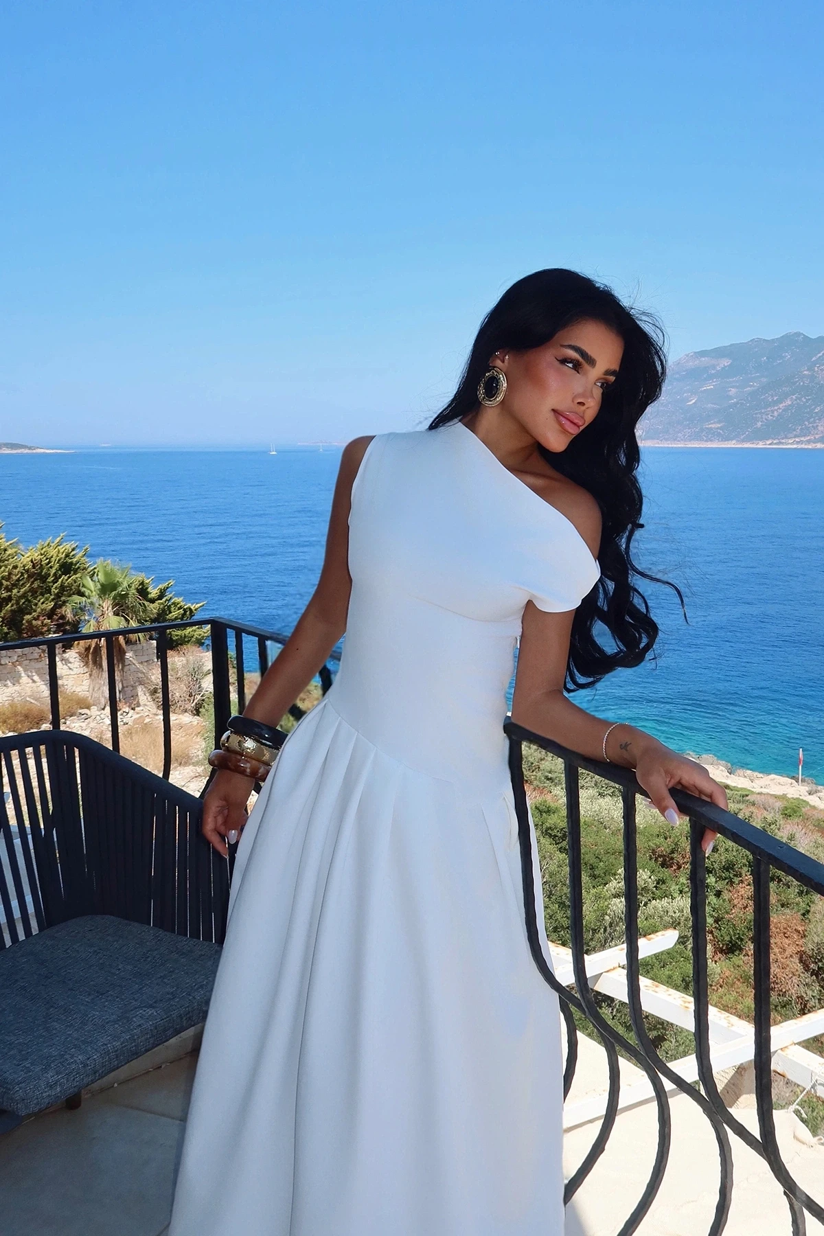 Picture of White Bimala Boat Neck Dress