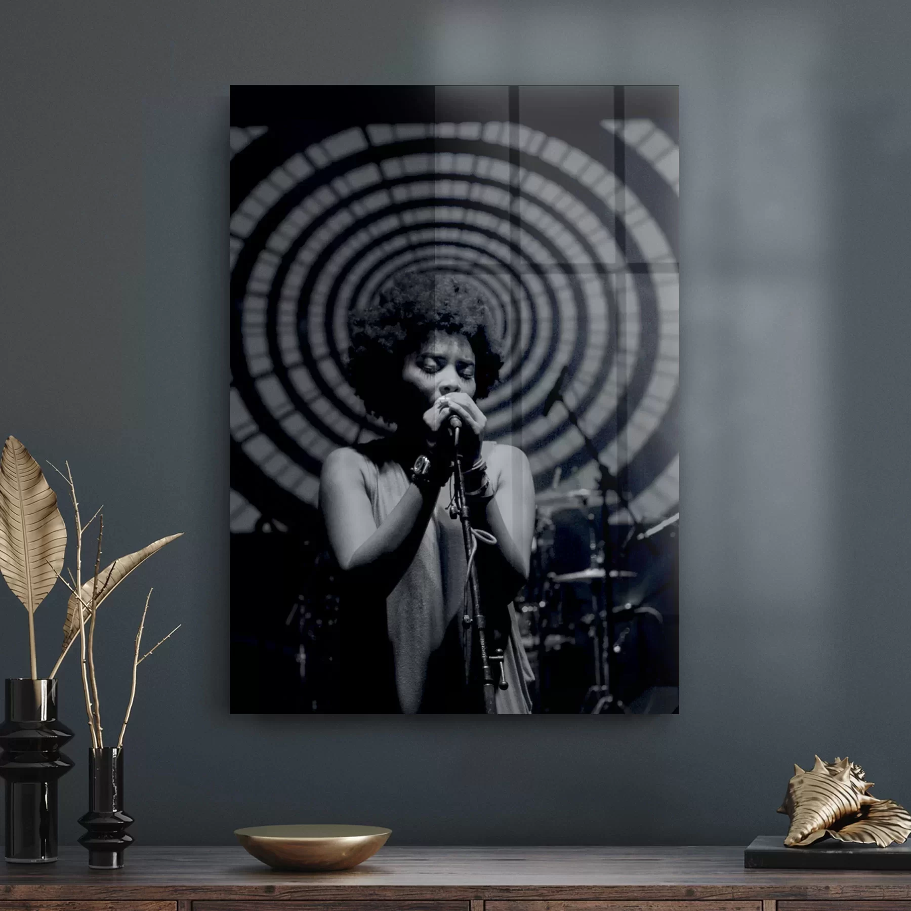 Picture of Decovetro Cam Tablo Caz Şarkıcı Temalı 30x40 cm