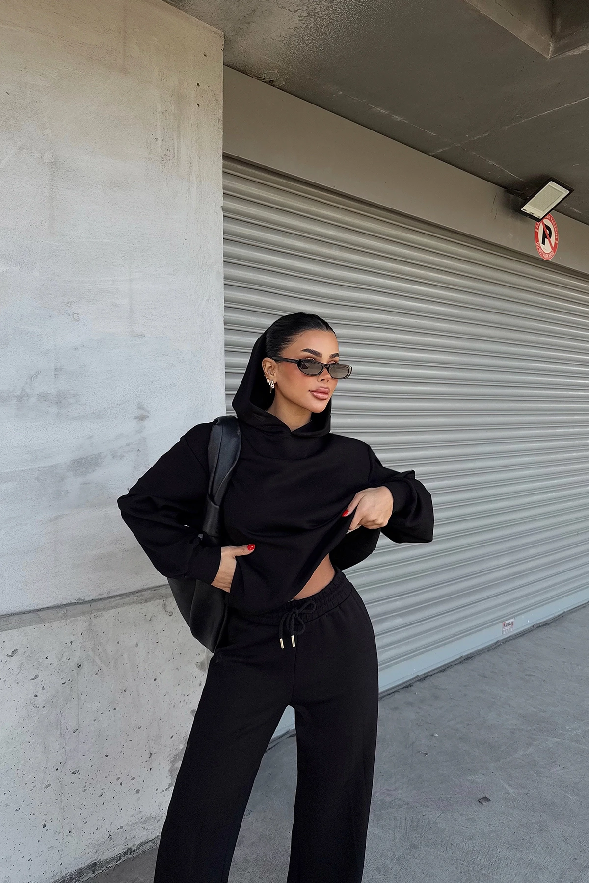 Picture of Black Agostina Set