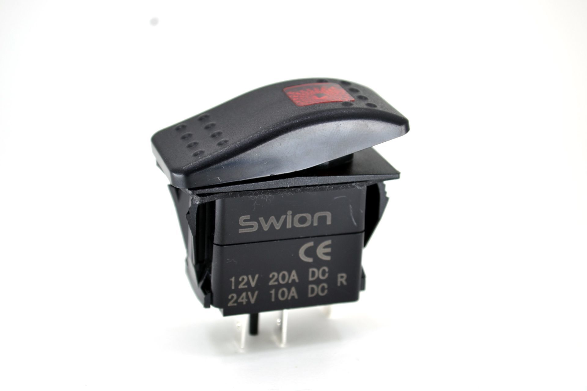 Picture of Marine Karavan Anahtar 12V 24V Kırmızı Işıklı Carling Tip 1-0