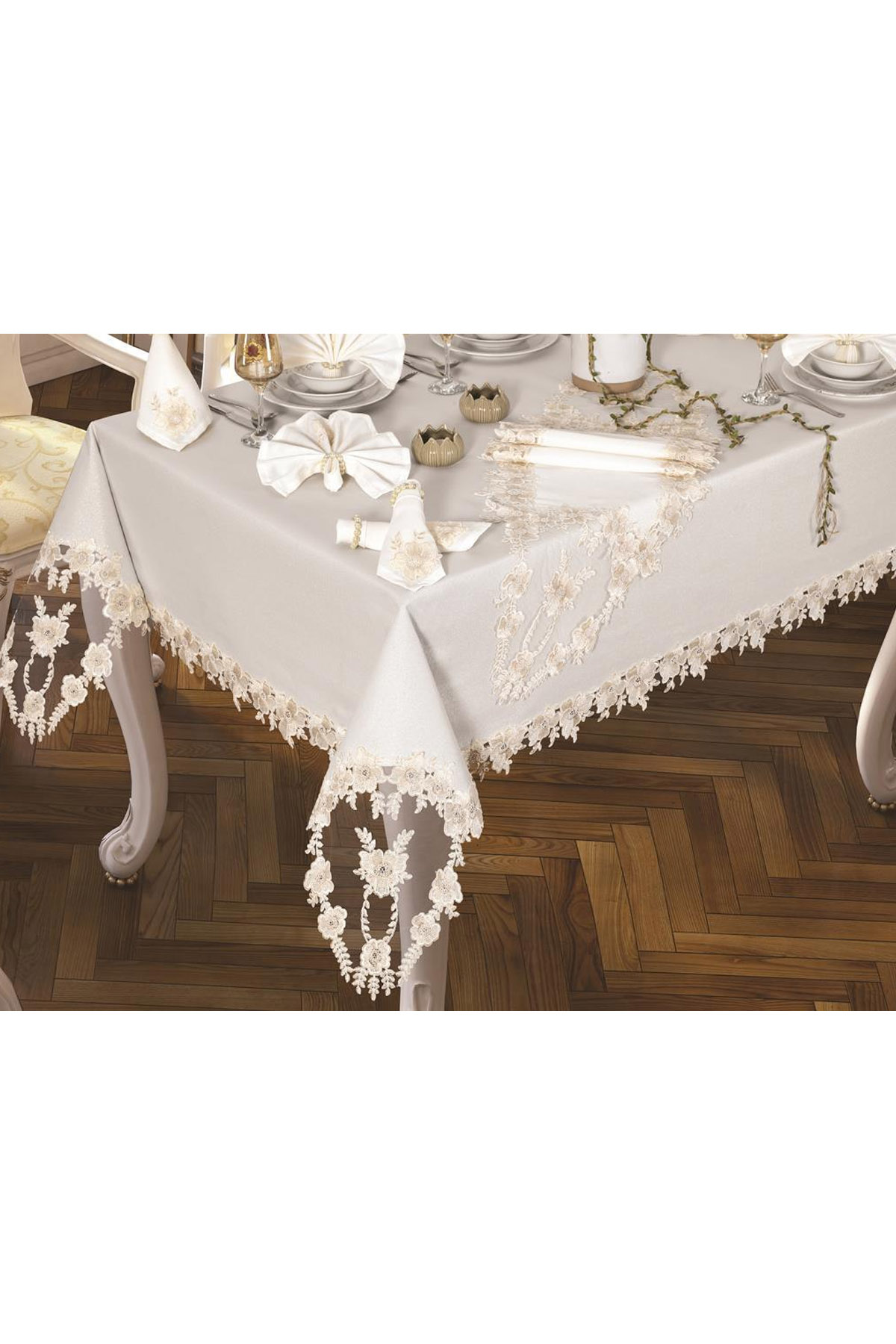 Picture of Daisy Love Masa Örtüsü 160x260 Cm 26 Parça Krem