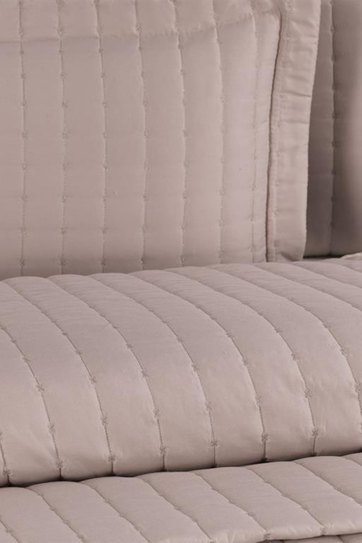 Picture of Dublin Çift Kişilik Kapitoneli Yatak Örtüsü Cappucino