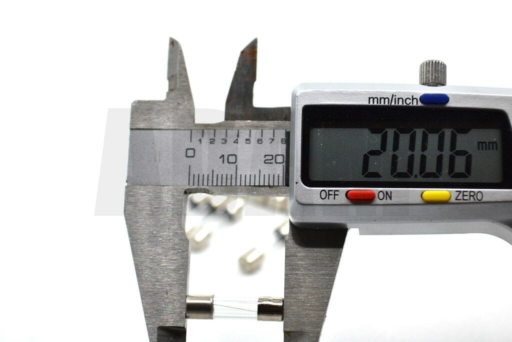 Picture of 100 Adet 25 Amper Mini Cam Sigorta 25A 5X20mm MT-CAM2025