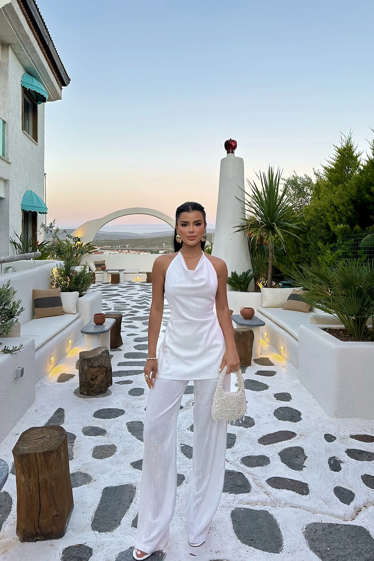 Picture of White Afilla Set