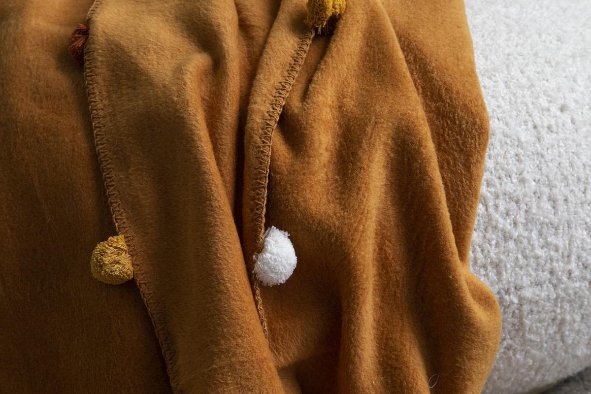 Picture of Dolce Bonita Home Çift Kişilik Ponponlu Pike Battaniye 200x220 Hardal