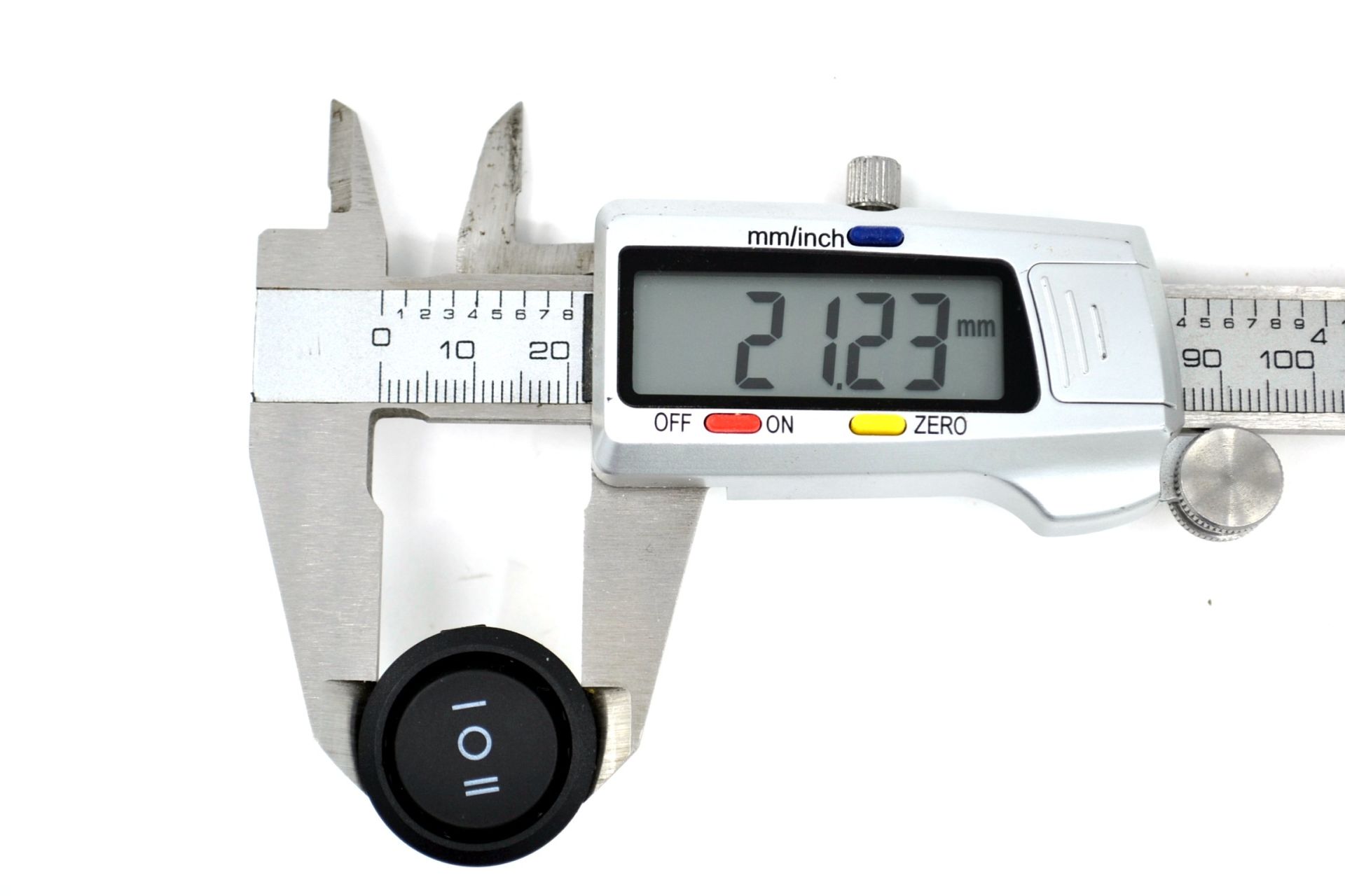 Picture of 1-0-2 Elektrik Anahtarı 6 Pin Yuvarlak Gövde Siyah Plastik MT-ANK28