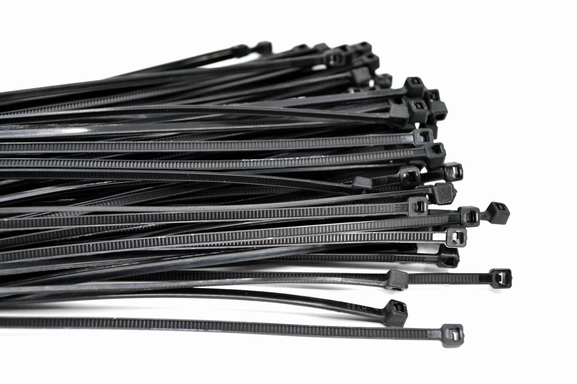 Picture of 200x2,5 Ultraviyole Dayanıklı Kablo Bağı Siyah 100 Adetli Poşet MT-UV200