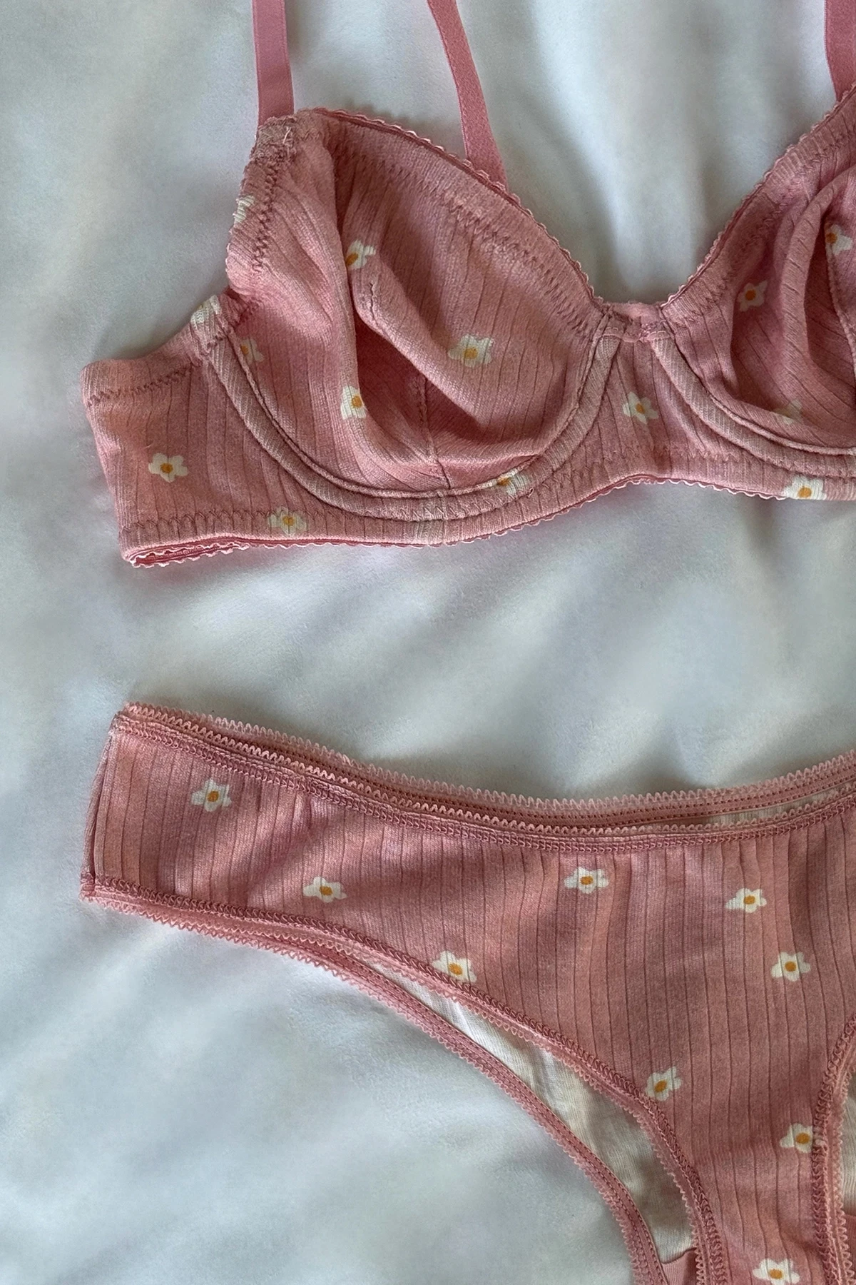 Picture of Powder Flower Pattern Underwear