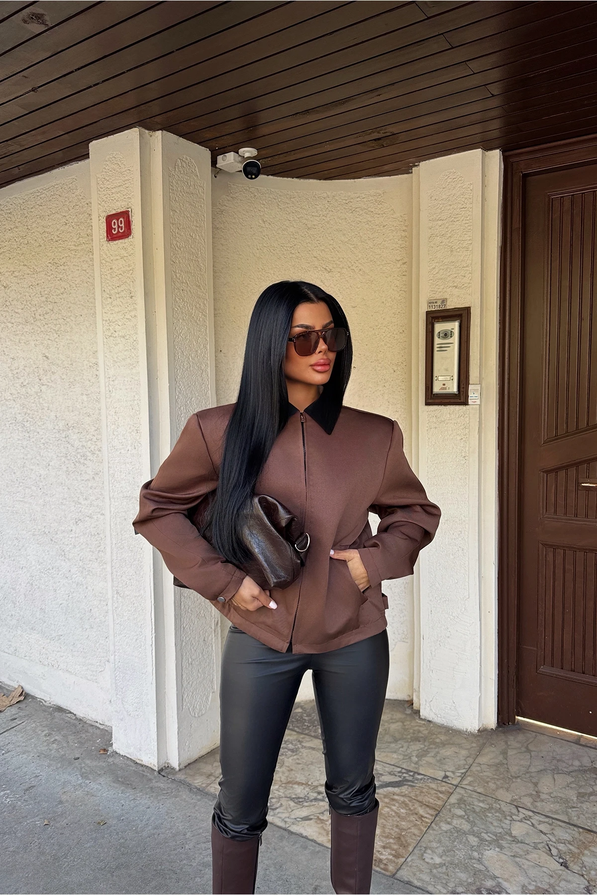 Picture of Brown Pocket Detailed Zippered Jacket