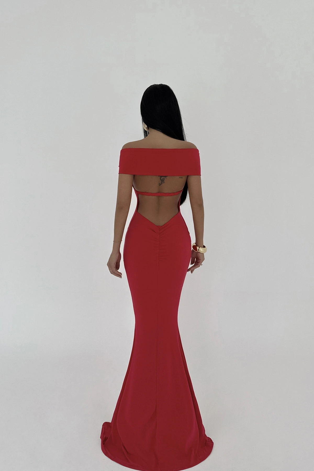 Picture of Red Seridie Seashell Detail Long Dress