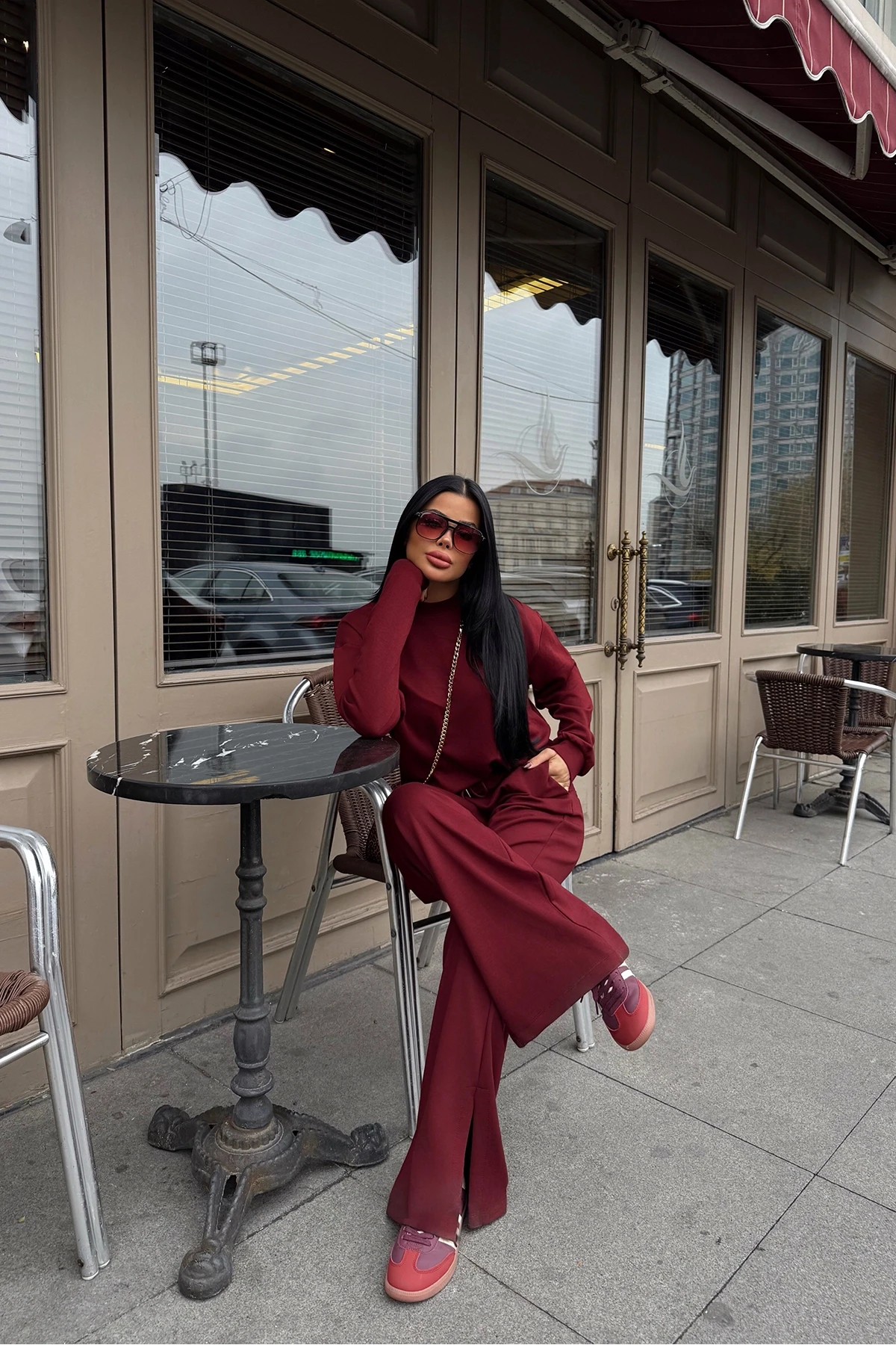 Picture of Burgundy Trousers Suit