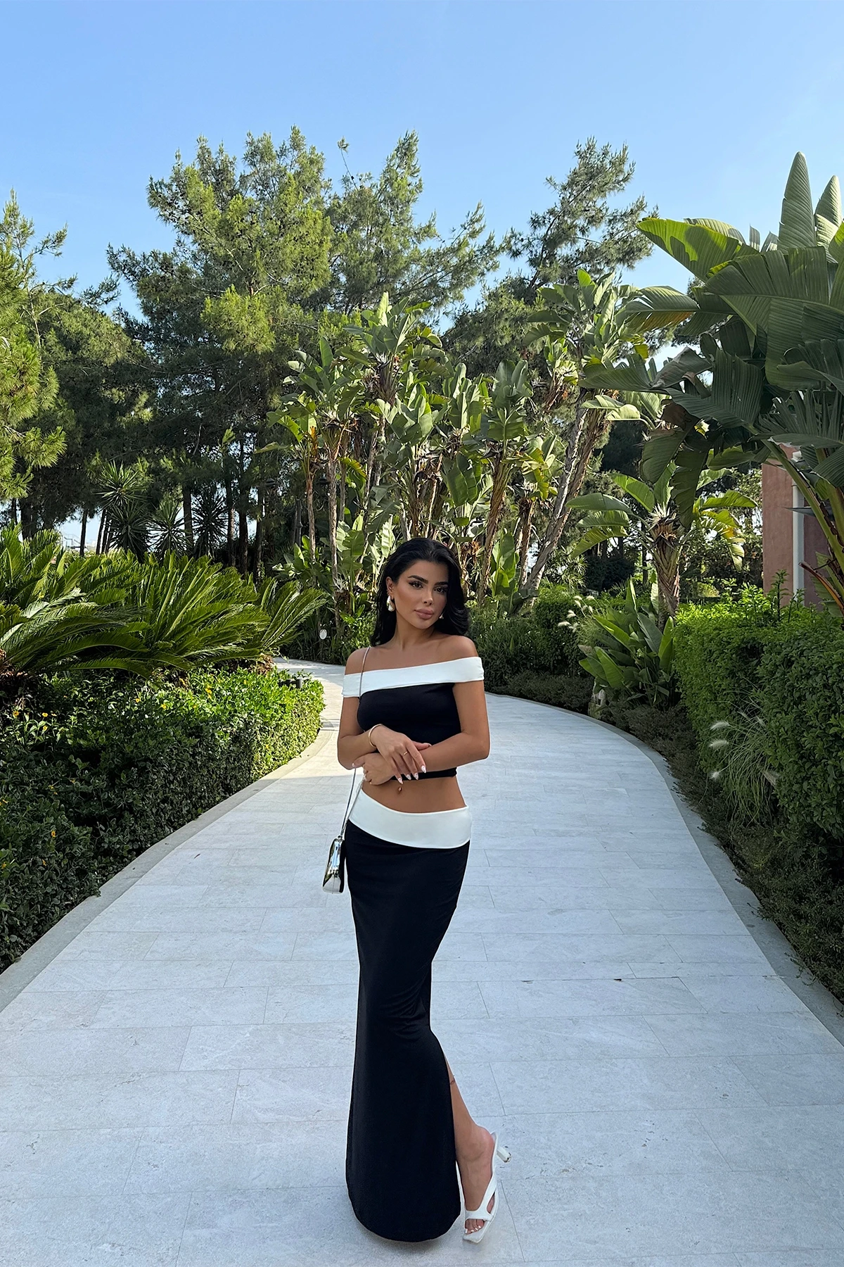 Picture of Black Nora Two Color Suit