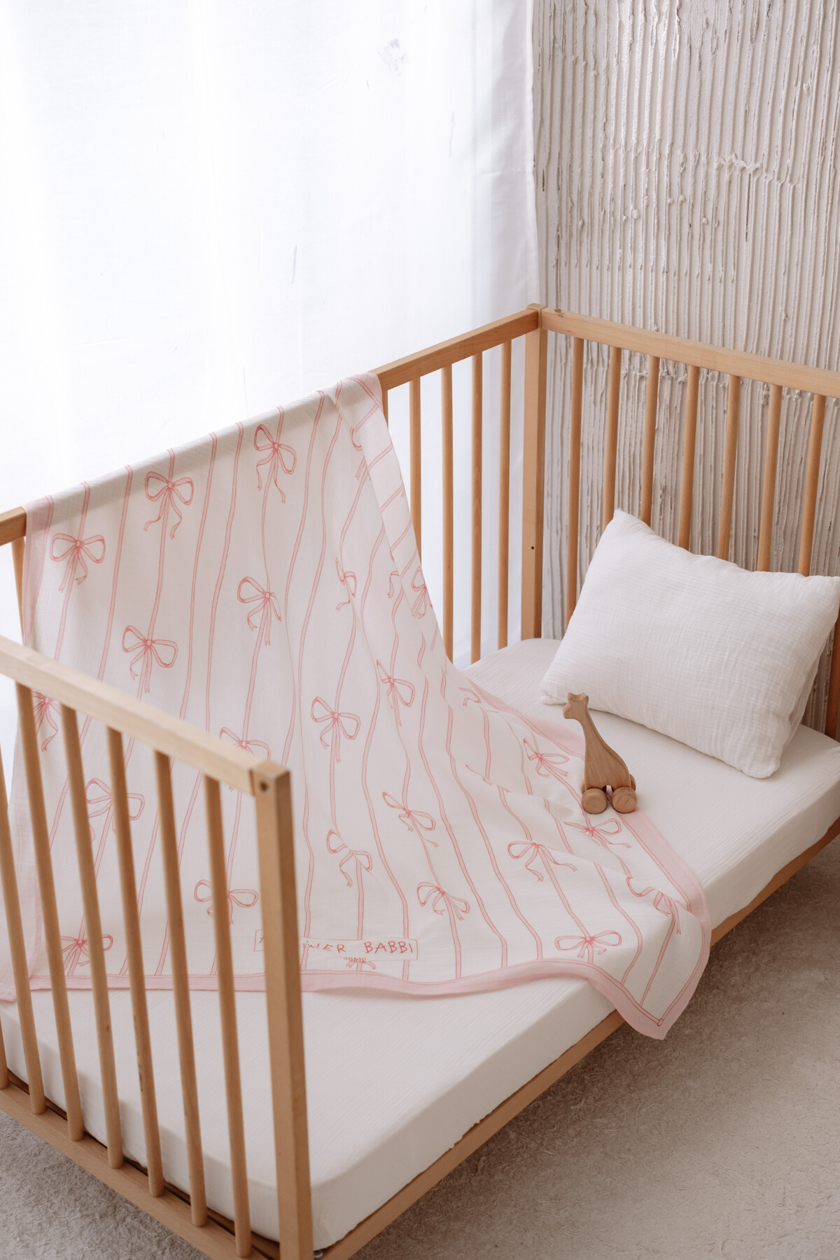 Picture of Müslin Bebek Örtüsü Ve 3’Lü Ağız Bezi Seti - Kurdele / Pembe