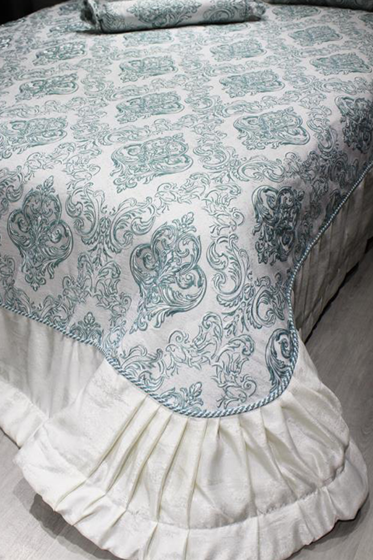 Picture of Serenat Çift Kişilik Yatak Örtüsü Yeşil