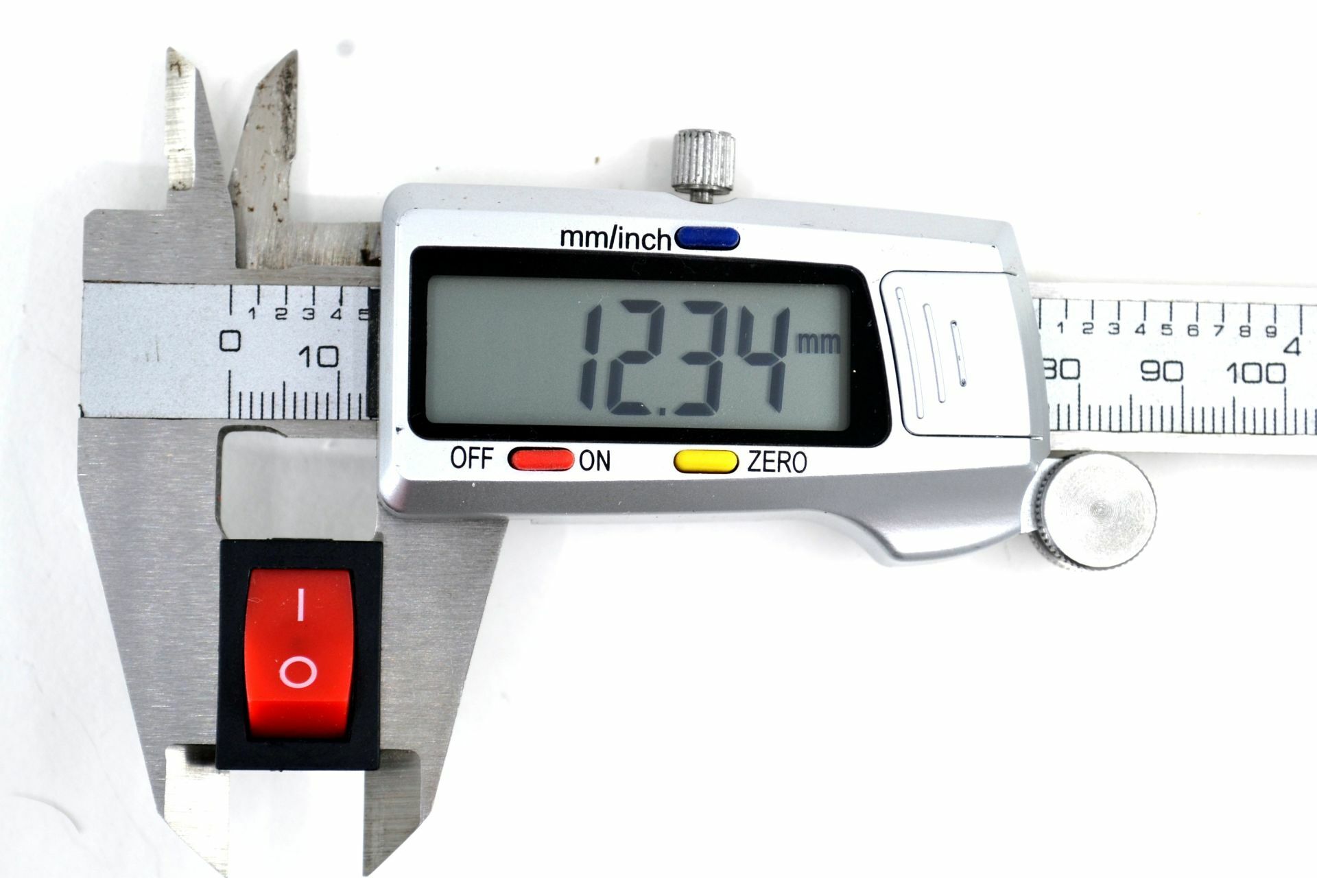 Picture of Dikdörtgen Kırmızı Elektrik Anahtarı 1-0 Işıksız Rocker 12V-220V MT-ANK02