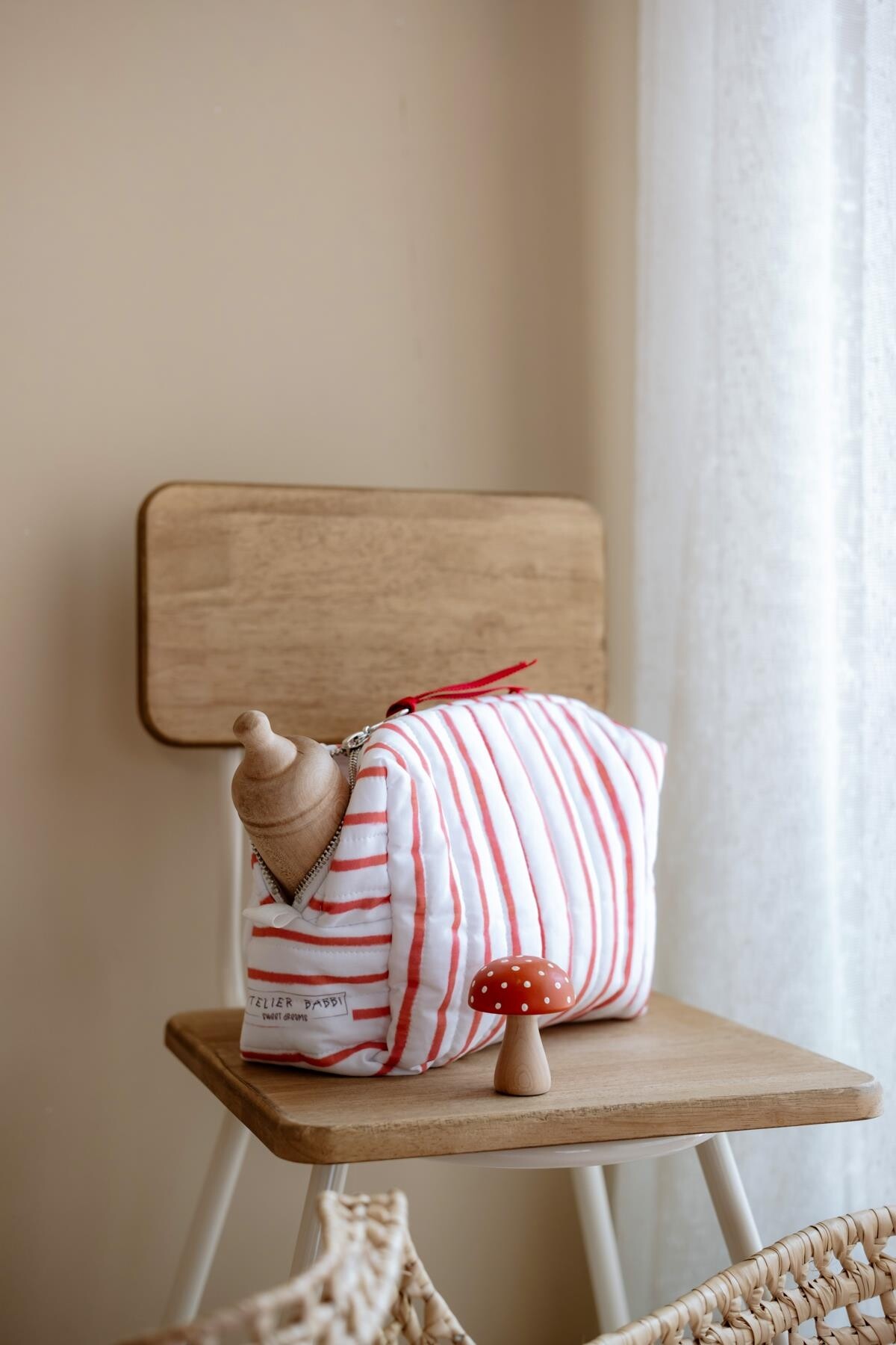 Picture of Bebek Bakım Çantası - Kırmızı Çizgili