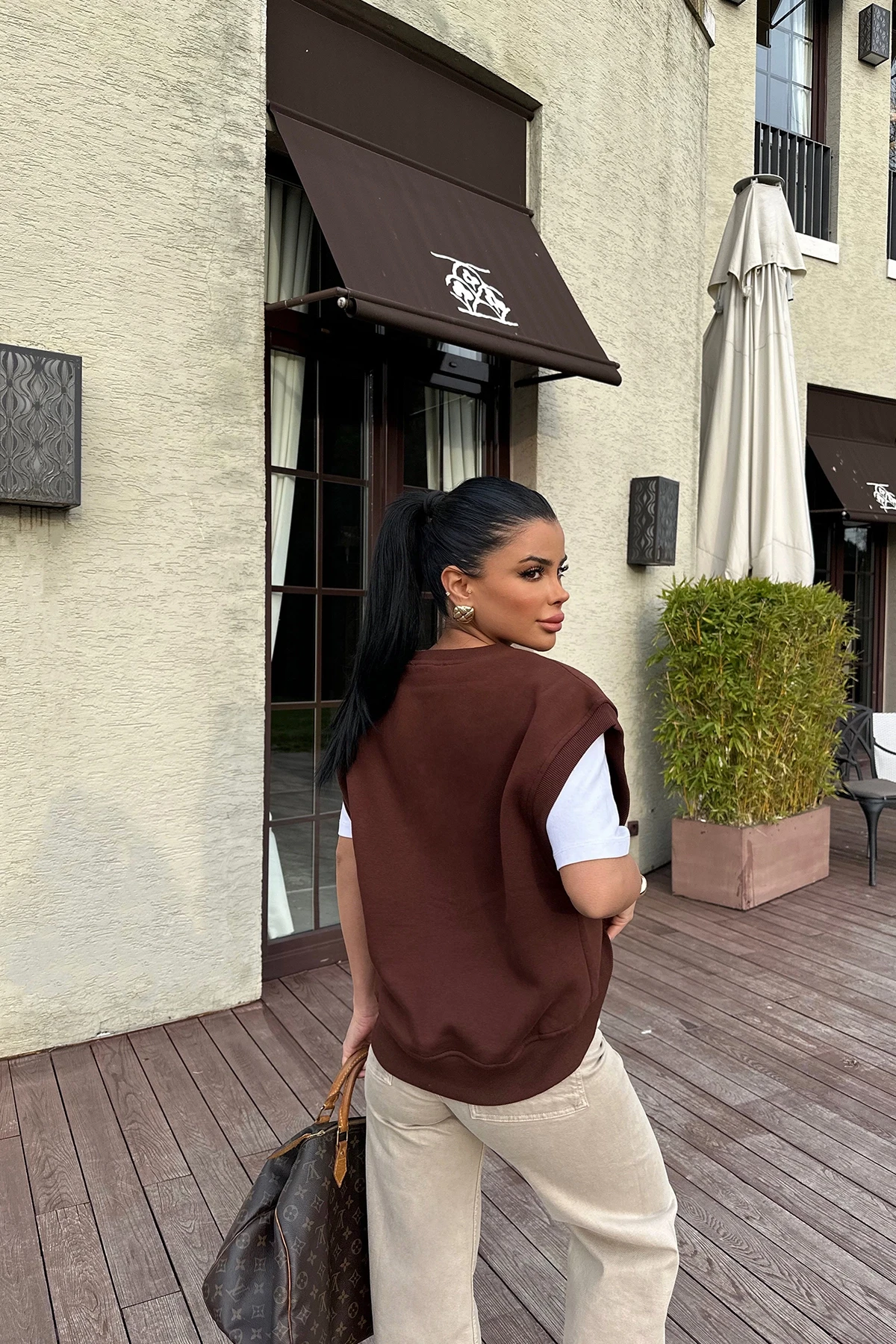 Picture of Brown Alice Zero Sleeve Sweat