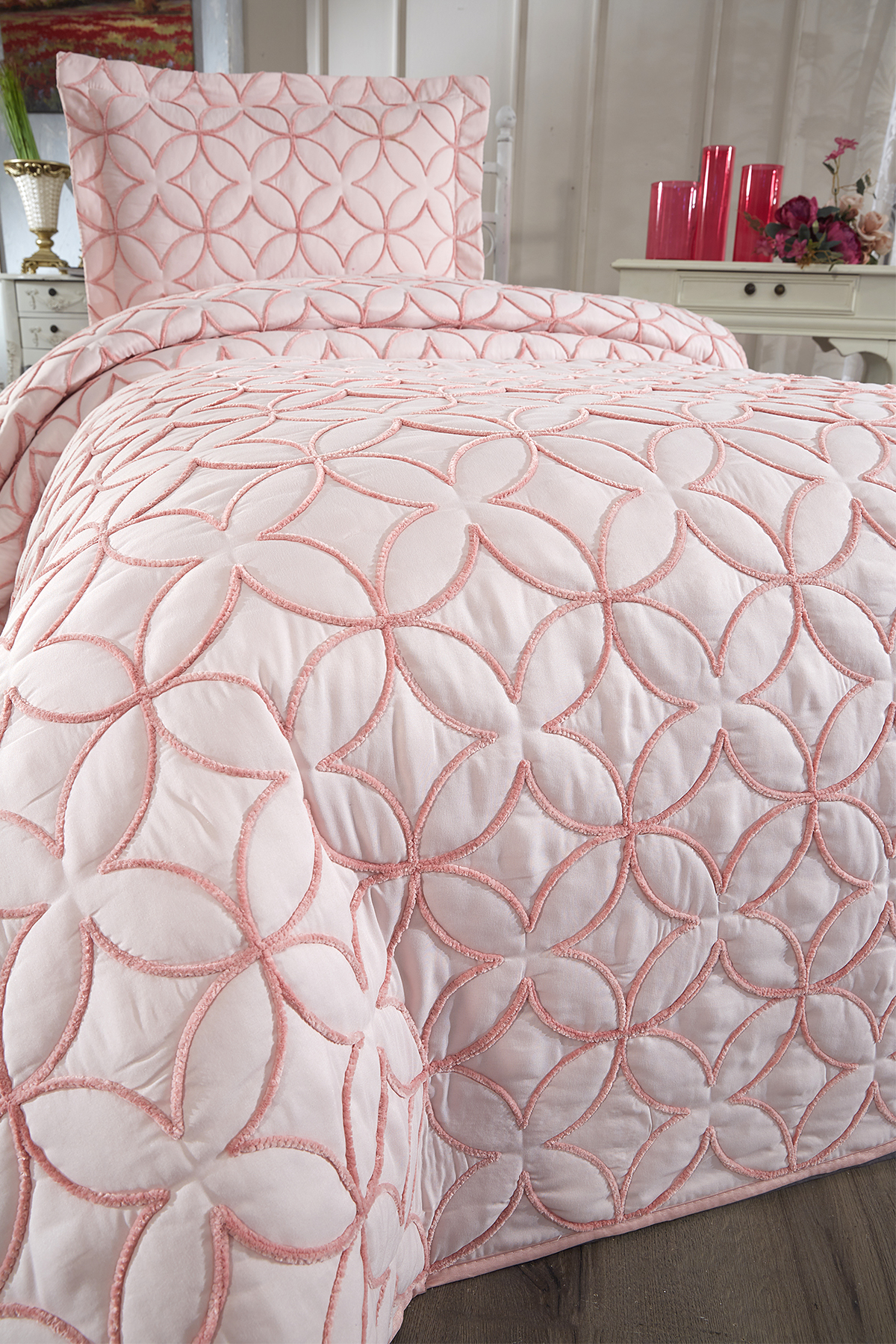 Picture of Parolin Tek Kişilik Kapitoneli Yatak Örtüsü Pudra